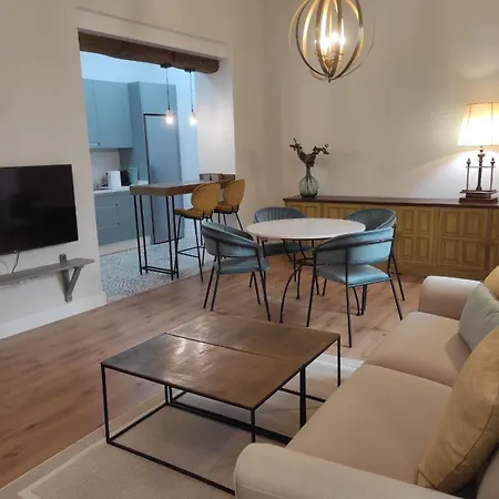 Apartamento Petronila 1881 *